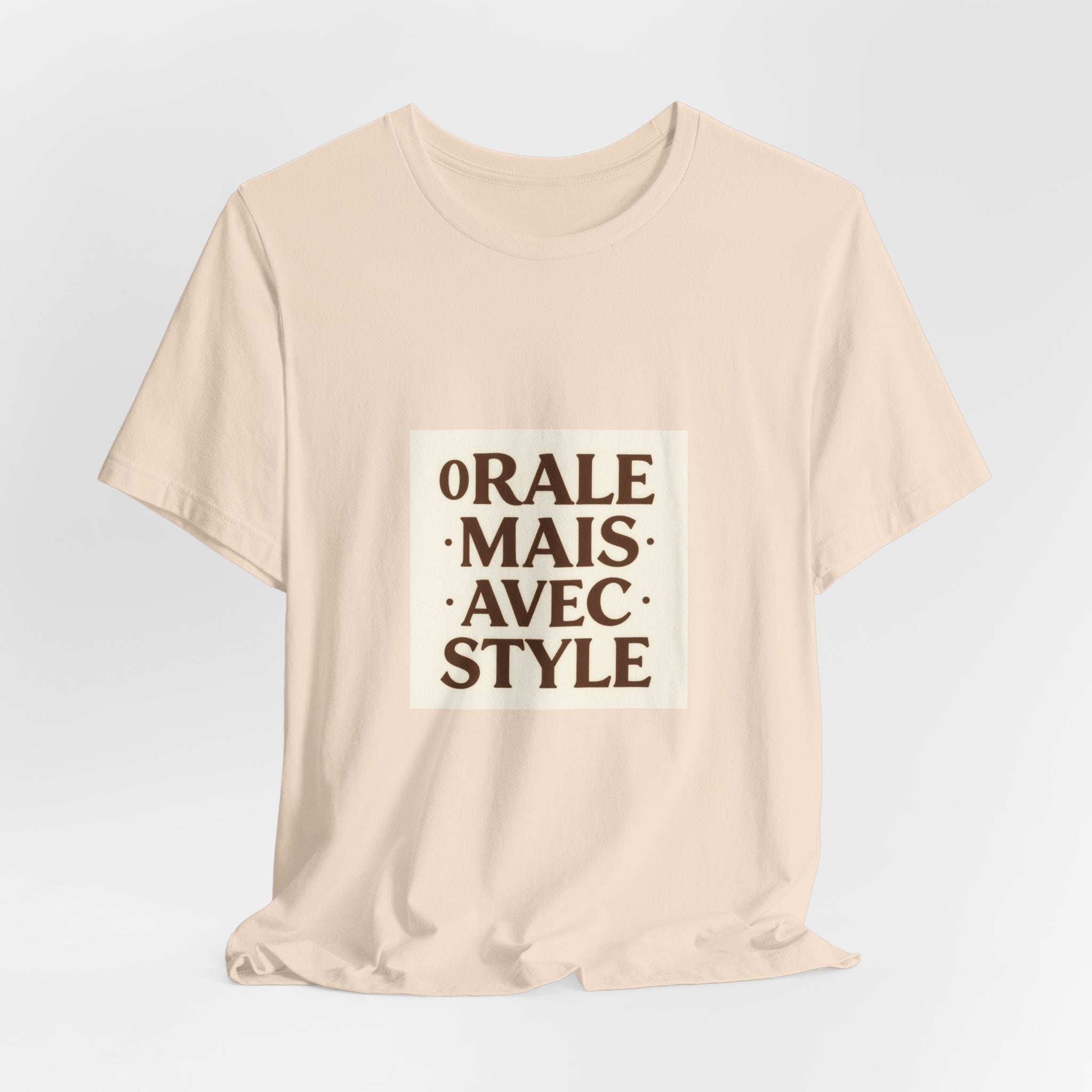 On Râle, Mais Avec Style Tee
